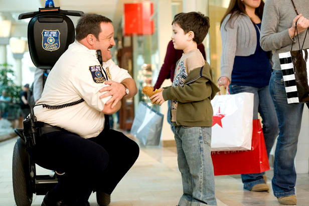 Kevin James stars as Paul Blart and Dylan Clark Marshall stars as Jacob in Columbia Pictures' Paul Blart: Mall Cop (2009). Photo credit by Richard Cartwright.