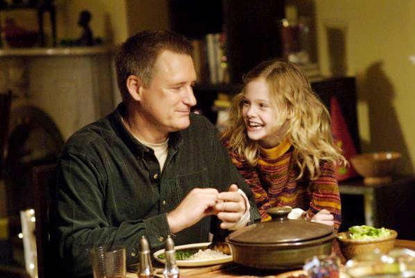 Bill Pullman stars as Peter Lichten and Elle Fanning stars as Phoebe in ThinkFilm's Phoebe in Wonderland (2009)