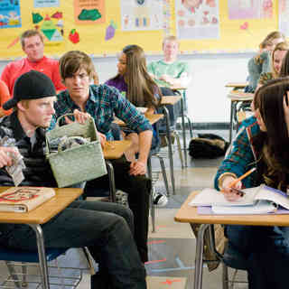 17 Again Picture 13