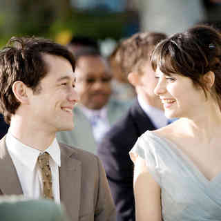 Joseph Gordon-Levitt stars as Tom and Zooey Deschanel stars as Summer in Fox Searchlight Pictures' 500 Days of Summer (2009). Photo credit by Chuck Zlotnick.