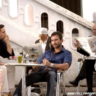 Agent Vinod Picture 5