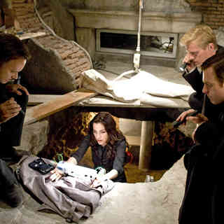 Tom Hanks, Ayelet Zurer and Ewan McGregor in Sony Pictures Releasing's Angels & Demons (2009)
