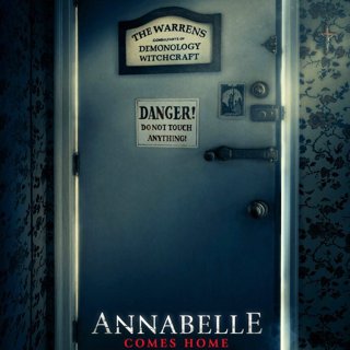 Poster of Warner Bros.'s Annabelle Comes Home (2019)