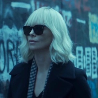 Atomic Blonde Clip Highlights Charlize Theron | Screen Rant
