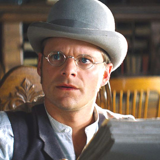 Steve Zahn as Quentin Cooke in The 20th Century Fox's Bandidas (2006)