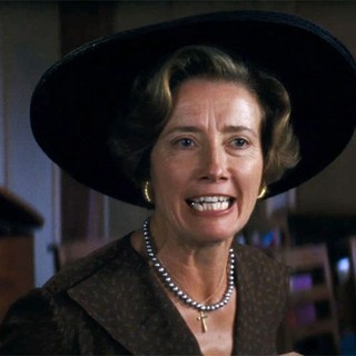 Emma Thompson stars as Mrs. Lincoln in Warner Bros. Pictures' Beautiful Creatures (2013)
