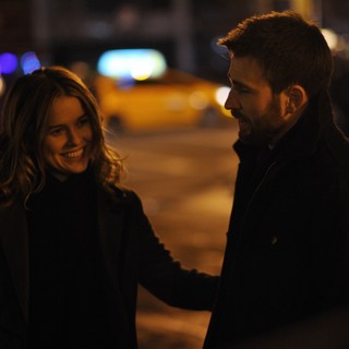 Alice Eve stars as Brooke Dalton and Chris Evans stars as Nick Vaughan in RADiUS-TWC's Before We Go (2015)