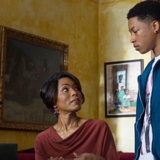 Angela Bassett stars as Aretha Cobbs and Jacob Latimore stars as Langston in Fox Searchlight Pictures' Black Nativity (2013)