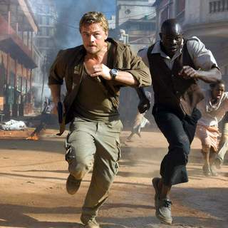 Leonardo DiCaprio and Djimon Hounsou in Warner Bros' Blood Diamond (2006)