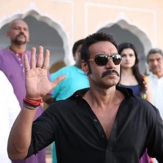 Bol Bachchan Picture 1