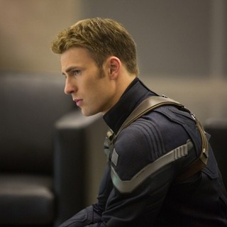 Captain America: The Winter Soldier Picture 24