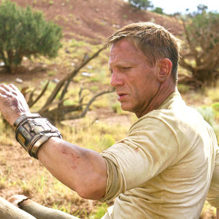 Daniel Craig stars as Jake Lonergan in DreamWorks Pictures' Cowboys and Aliens (2011)