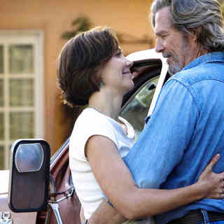 Maggie Gyllenhaal stars as Jean Craddock and Jeff Bridges stars as Bad Blake in Fox Searchlight Pictures' Crazy Heart (2009)