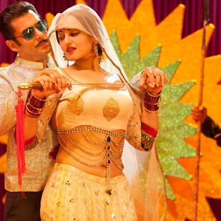 Salman Khan stars as Chulbul P. Pandey and Sonakshi Sinha stars as Rajjo in Eros International's Dabangg 2 (2012)