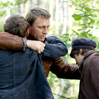 Jamie Bell, Daniel Craig and George MacKay in Paramount Vantage's Defiance (2009)