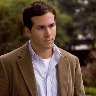 Ryan Reynolds as Will Hayes in Universal Pictures' Definitely, Maybe (2008)