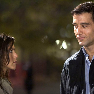 Jennifer Aniston and Clive Owen in DERAILED (2005)