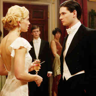 Easy Virtue Picture 30