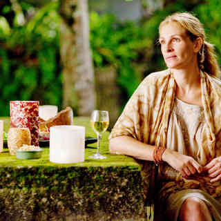 Julia Roberts stars as Elizabeth Gilbert in Columbia Pictures' Eat, Pray, Love (2010)