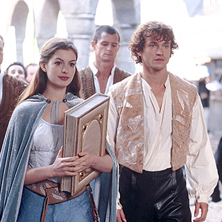 Anne Hathaway and Hugh Dancy in Miramax Films' Ella Enchanted (2004)