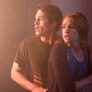 Bobby Campo stars as Nick and Shantel VanSanten stars as Lori in New Line Cinema's The Final Destination (2009). Photo credit by Jim Sheldon.