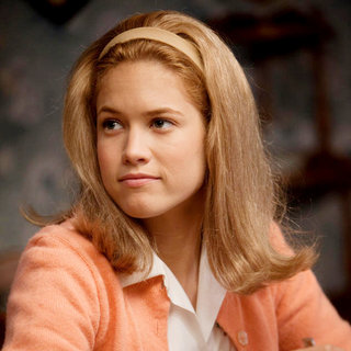 Cody Horn stars as Lynetta in Warner Bros. Pictures' Flipped (2010)