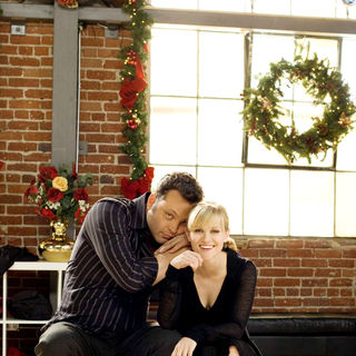 Four Christmases Picture 40