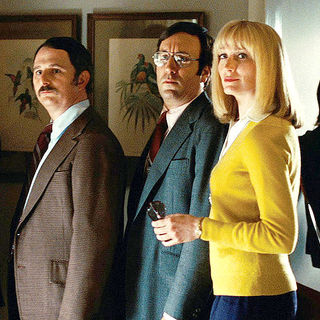Kevin Bacon, Andy Milder, Gabriel Jarret, Kate Jennings Grant and Jim Meskimen in Universal Pictures' Frost/Nixon (2008)