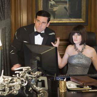 Anne Hathaway as Agent 99 and Steve Carell stars as Maxwell Smart in Warner Bros Pictures' Get Smart (2008). Photo by Tracy Bennett.