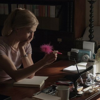 Rosamund Pike stars as Amy Dunne in 20th Century Fox's Gone Girl (2014)