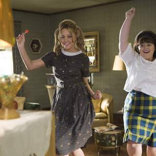 Amanda Bynes as Penny Pingleton and Nikki Blonsky as Tracy Turnblad in New Line Cinema's Hairspray (2007)