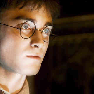 Daniel Radcliffe stars as Harry Potter in Warner Bros Pictures' Harry Potter and the Half-Blood Prince (2009)
