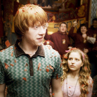Rupert Grint stars as Ron Weasley and Jessie Cave stars as Lavender Brown in Warner Bros Pictures' Harry Potter and the Half-Blood Prince (2009)