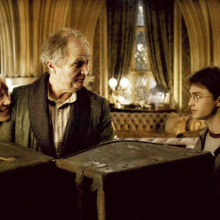 Rupert Grint, Jim Broadbent and Daniel Radcliffe in Warner Bros' Harry Potter and the Half-Blood Prince (2009)