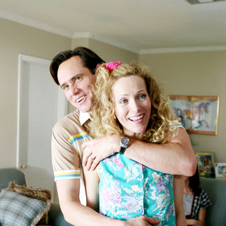 Jim Carrey stars as Steven Russell and Leslie Mann stars as Debbie in Roadside Attractions' I Love You Phillip Morris (2010)