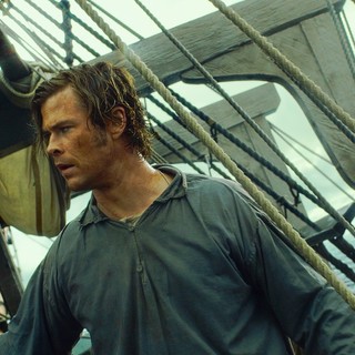 Chris Hemsworth stars as Owen Chase in Warner Bros. Pictures' In the Heart of the Sea (2015)