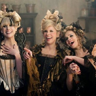 Lucy Punch, Christine Baranski and Tammy Blanchard in Walt Disney Pictures' Into the Woods (2014)