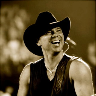 Kenny Chesney: Summer in 3D Picture 13