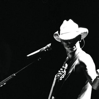 Kenny Chesney: Summer in 3D Picture 14
