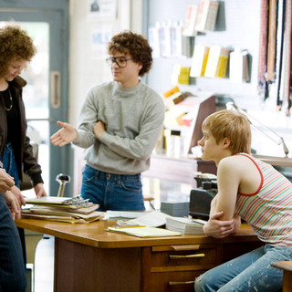 Sean Penn, Alison Pill, Emile Hirsch and Lucas Grabeel in Focus Features' Milk (2008)