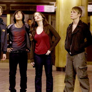 Michael Cera, Aaron Yoo, Kat Dennings, Jonathan B. Wright and Rafi Gavron in Sony Pictures' Nick and Norah's Infinite Playlist (2008). Photo credit by K.C. Bailey.