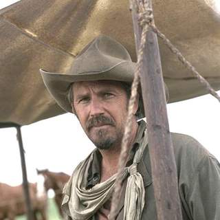 Kevin Costner as Charley Waite in Buena Vista Pictures' Open Range (2003)