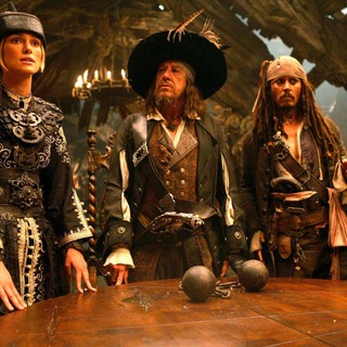 Keira Knightley, Geoffrey Rush, Johnny Depp and Mackenzie Crook in Walt Disney Pic's POTC: At Worlds End (2007)