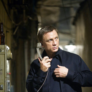 Quantum of Solace Picture 22