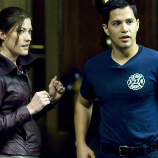 Jennifer Carpenter stars as Angela Vidal and Jay Hernandez stars as Jake in Screen Gems' Quarantine (2008)