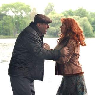 James Gandolfini and Kate Winslet in Sony Pictures Classics' Romance and Cigarettes (2005)