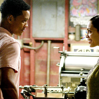 Will Smith stars as Ben Thomas and Rosario Dawson stars as Emily Posa in Columbia Pictures' Seven Pounds (2008). Photo credit by Merrick Morton.