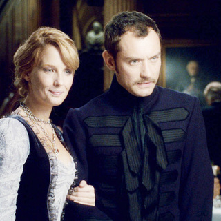 Kelly Reilly stars as Mary Morstan and Jude Law stars as Dr. John Watson in Warner Bros. Pictures' Sherlock Holmes (2009)