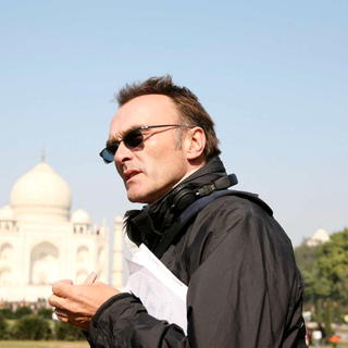 Director Danny Boyle in Fox Searchlight Pictures' Slumdog Millionaire (2008). Photo credit by Ishika Mohan.