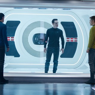 Star Trek Into Darkness Picture 2